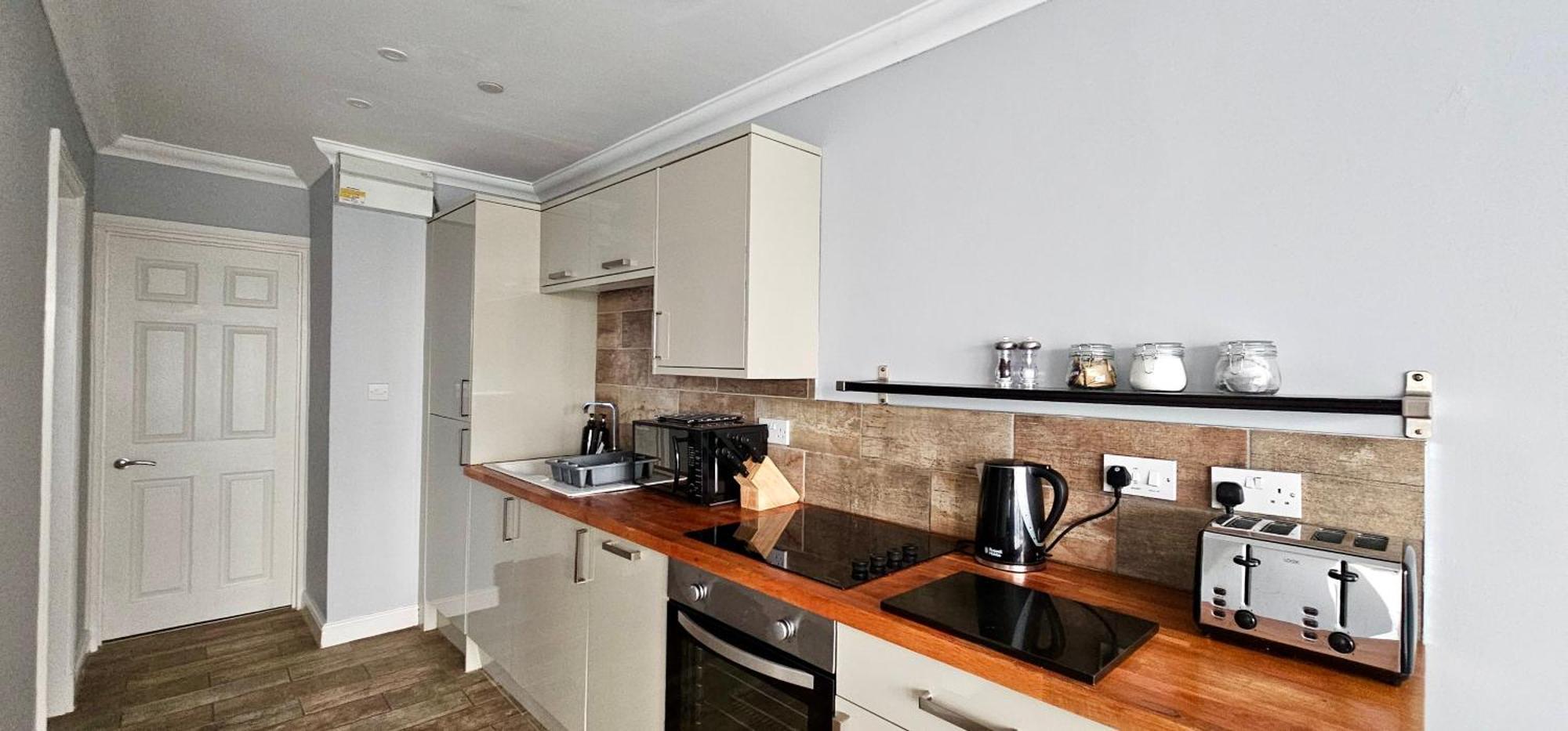 קארדיף Victoria House By Switchback Stays מראה חיצוני תמונה