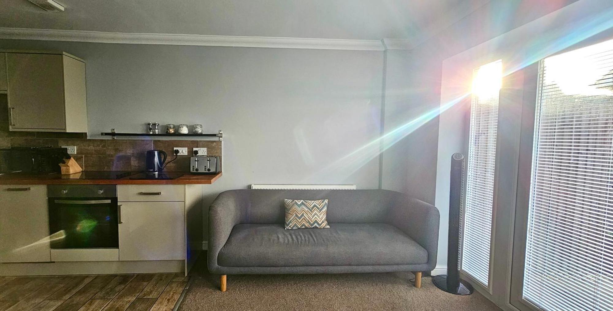 קארדיף Victoria House By Switchback Stays מראה חיצוני תמונה